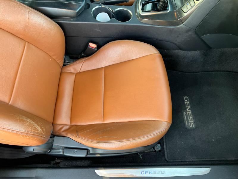 Hyundai Genesis Coupe 3.8 Track Manual 2013