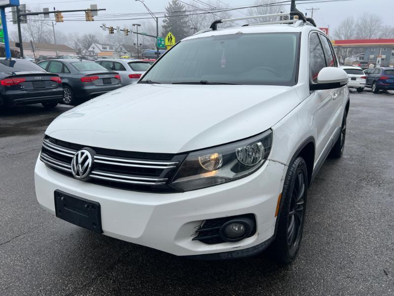 Volkswagen Tiguan S 2014