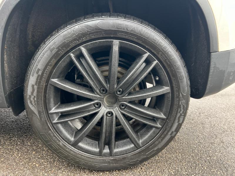 Volkswagen Tiguan S 2014