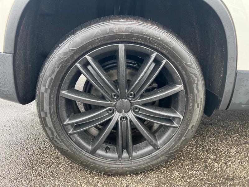 Volkswagen Tiguan S 2014