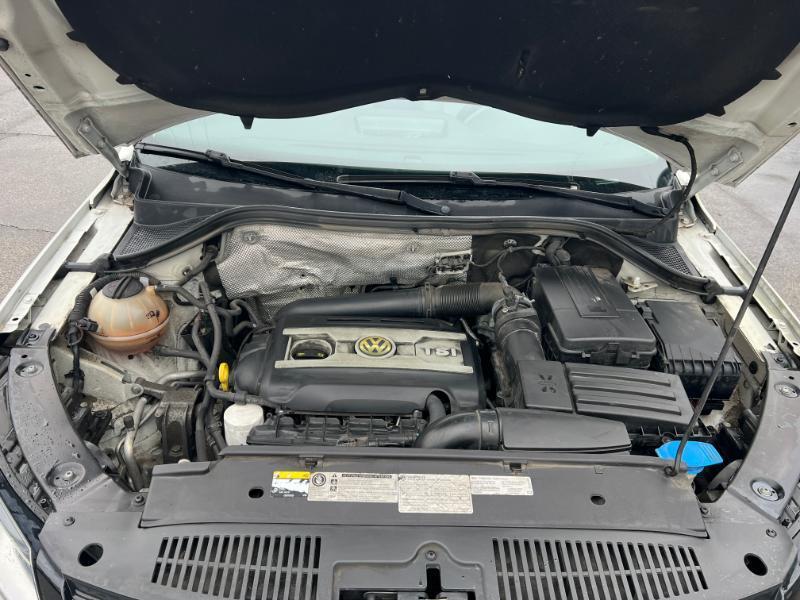 Volkswagen Tiguan S 2014