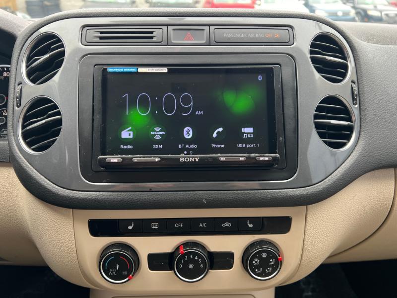 Volkswagen Tiguan S 2014