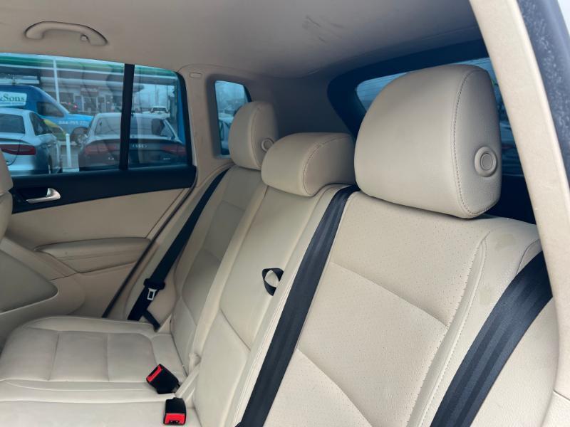 Volkswagen Tiguan S 2014