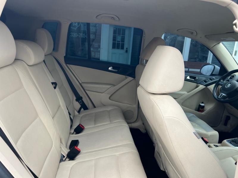 Volkswagen Tiguan S 2014