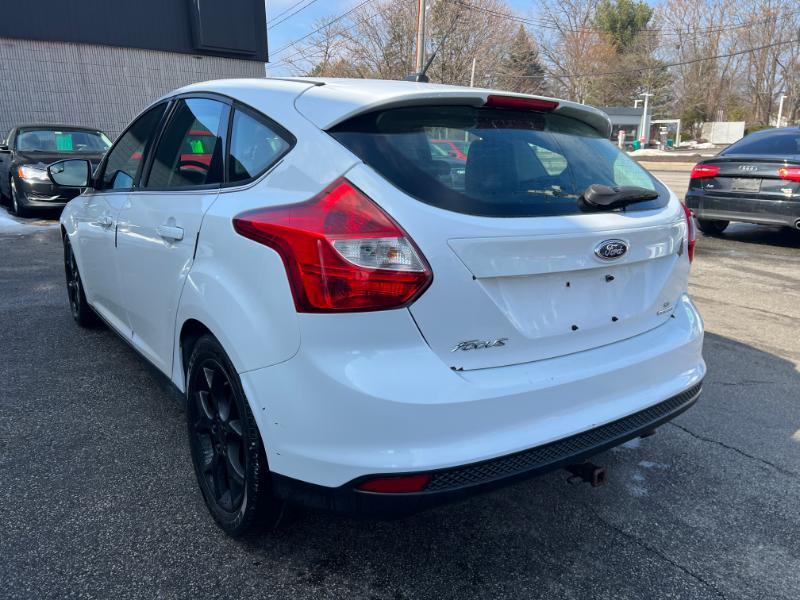 Ford Focus SE Hatch 2013