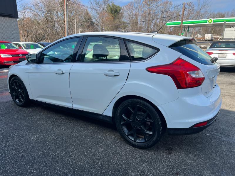Ford Focus SE Hatch 2013
