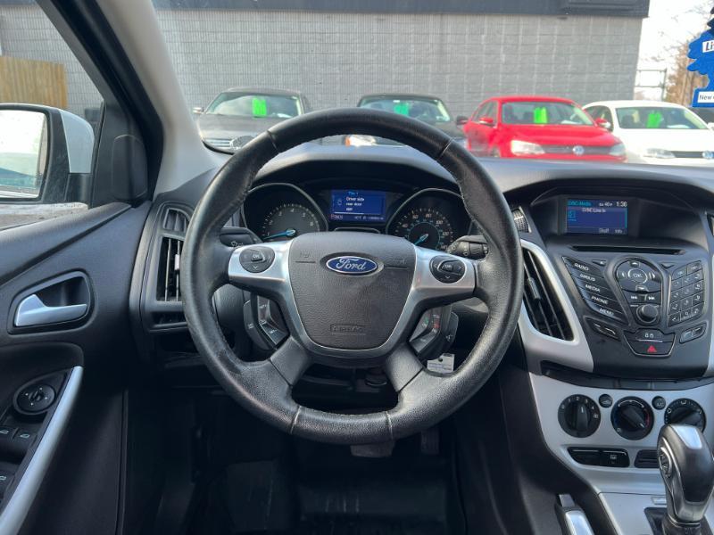 Ford Focus SE Hatch 2013