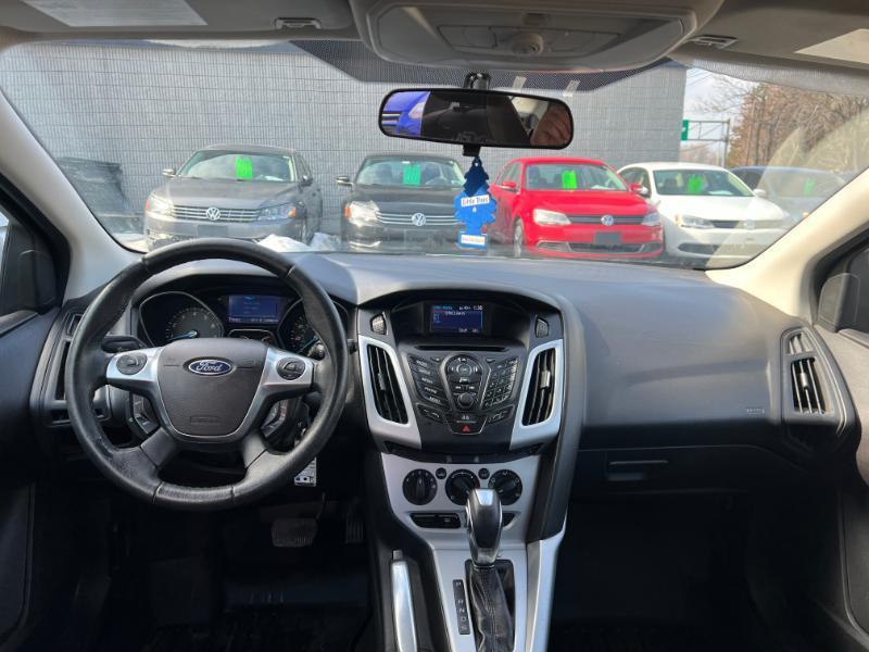 Ford Focus SE Hatch 2013