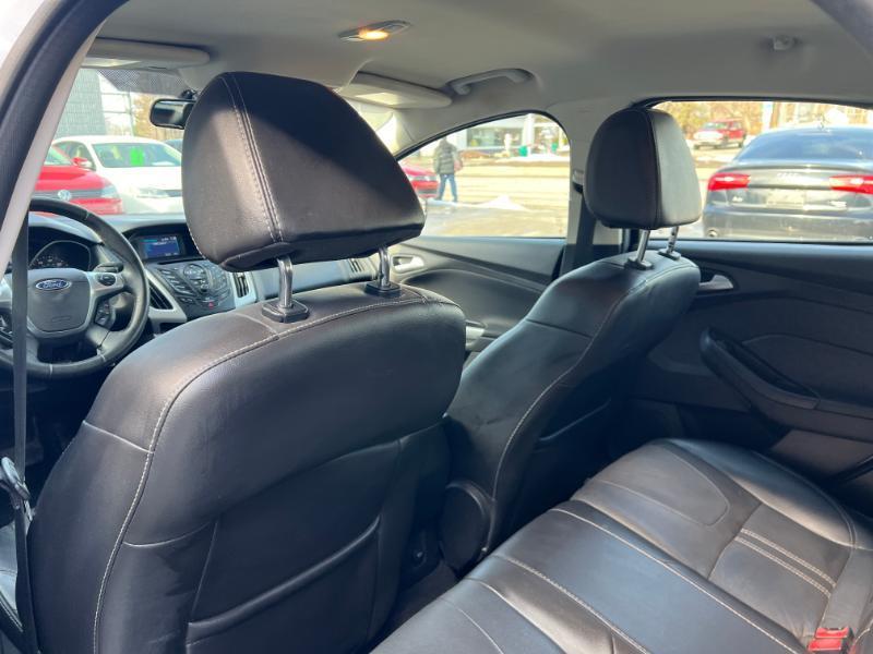 Ford Focus SE Hatch 2013