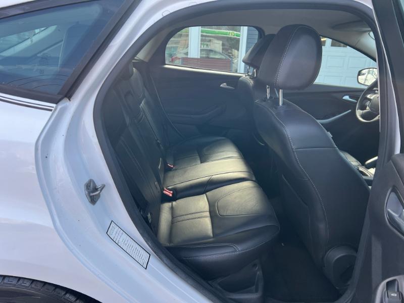 Ford Focus SE Hatch 2013