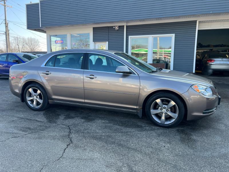 Chevrolet Malibu 1LT 2011