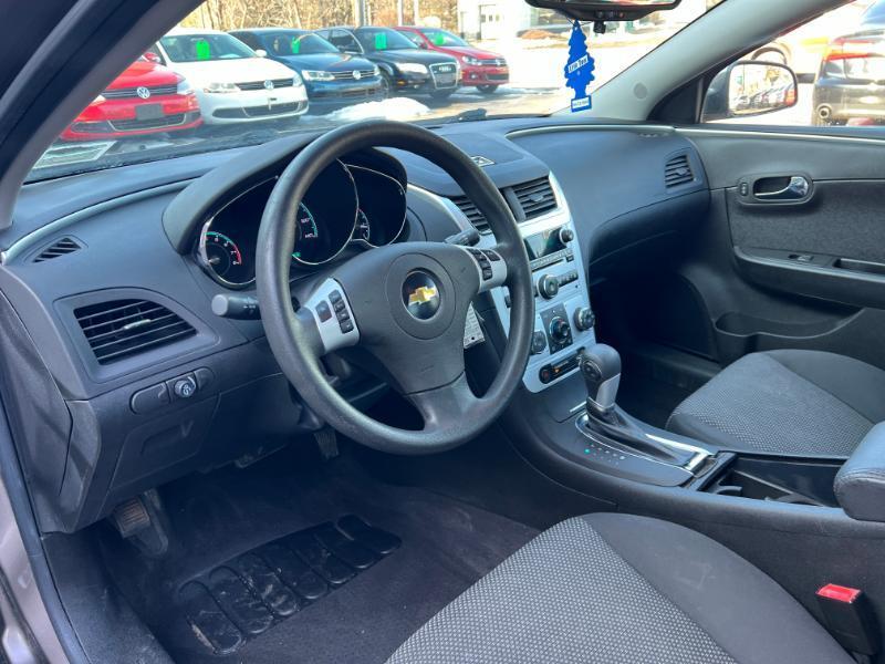 Chevrolet Malibu 1LT 2011