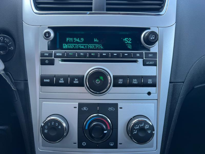 Chevrolet Malibu 1LT 2011