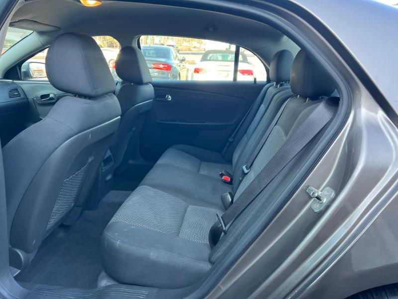 Chevrolet Malibu 1LT 2011