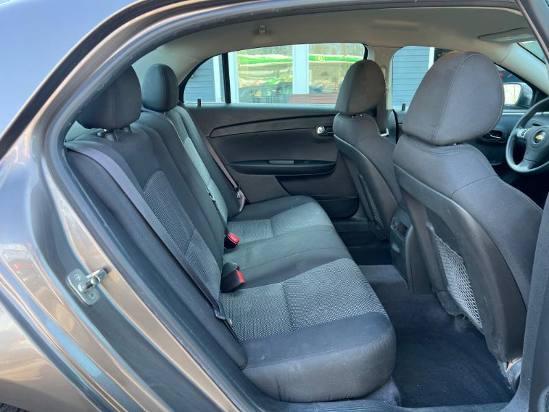 Chevrolet Malibu 1LT 2011