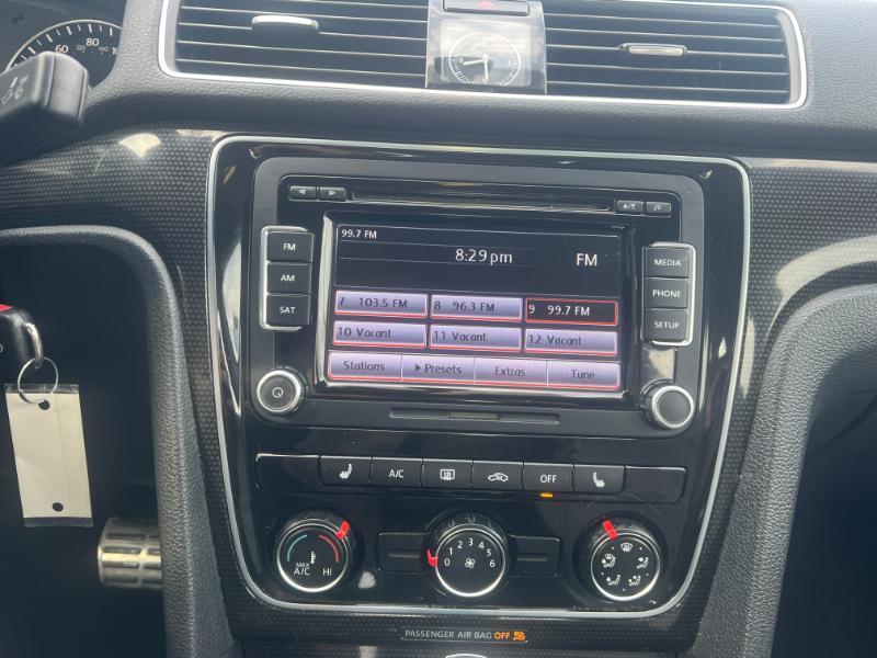 Volkswagen Passat 1.8T SE AT PZEV 2014