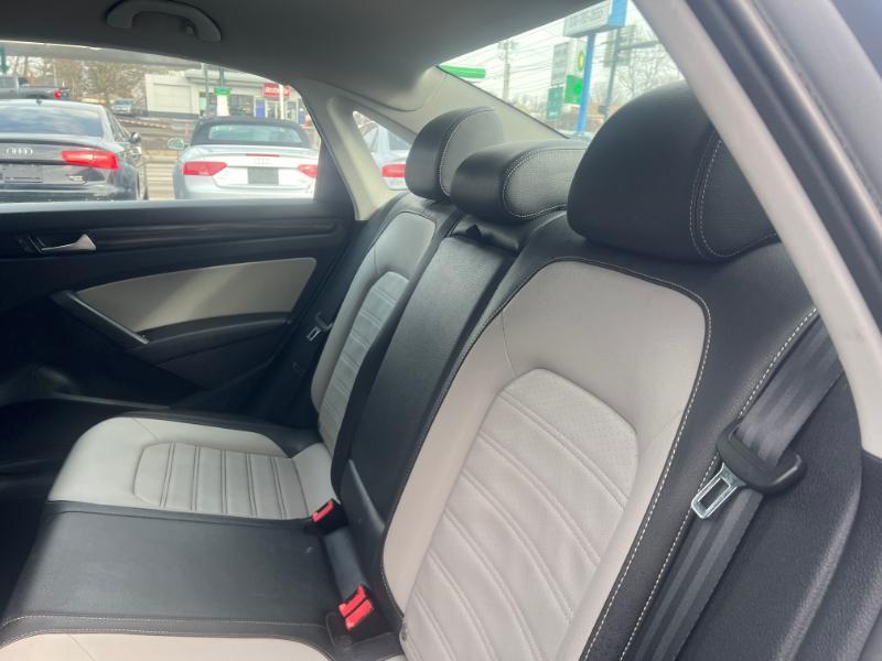 Volkswagen Passat 1.8T SE AT PZEV 2014