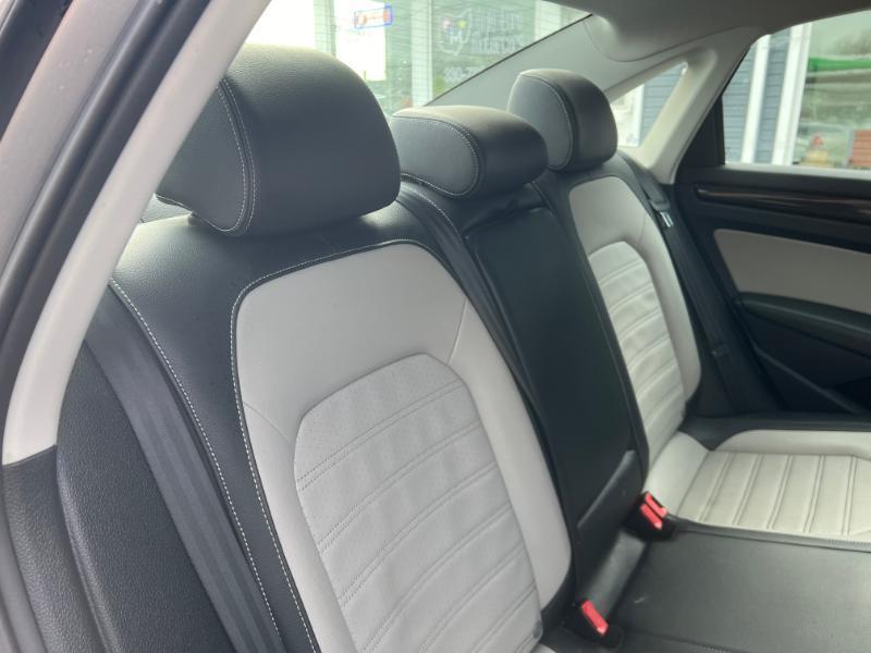 Volkswagen Passat 1.8T SE AT PZEV 2014