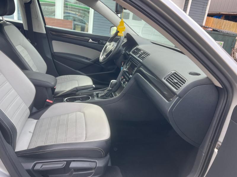 Volkswagen Passat 1.8T SE AT PZEV 2014