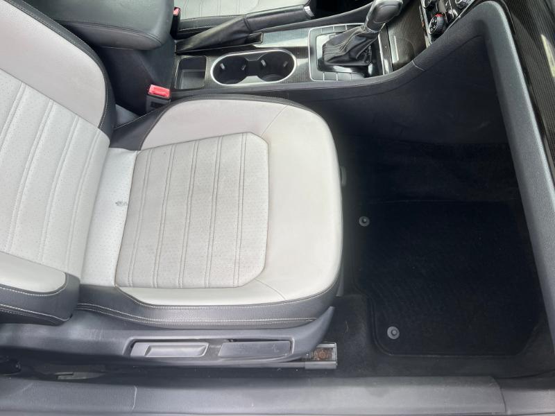 Volkswagen Passat 1.8T SE AT PZEV 2014