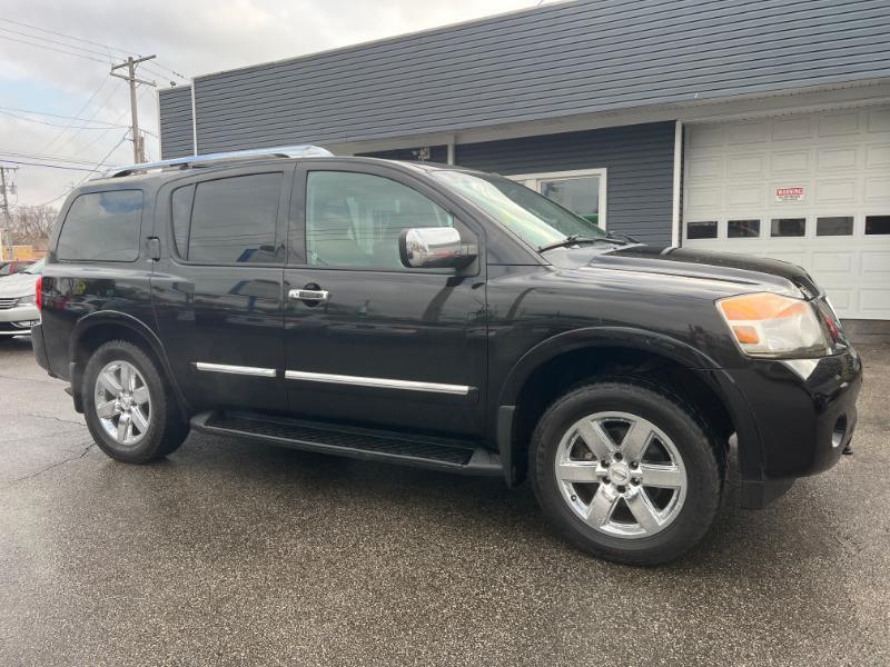 Nissan Armada Platinum 4WD 2011
