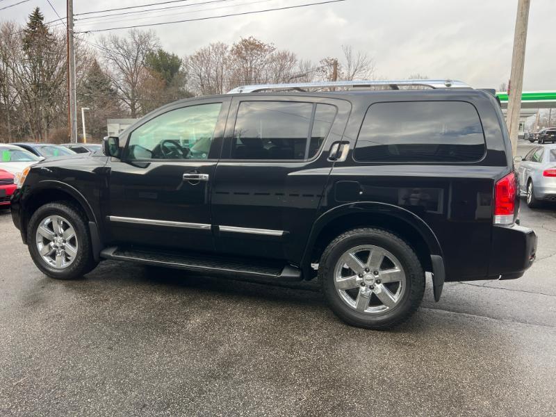 Nissan Armada Platinum 4WD 2011