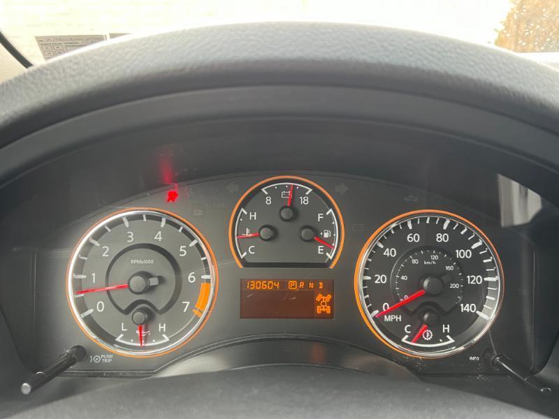 Nissan Armada Platinum 4WD 2011