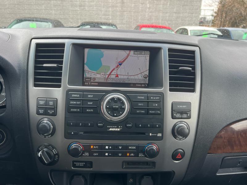 Nissan Armada Platinum 4WD 2011