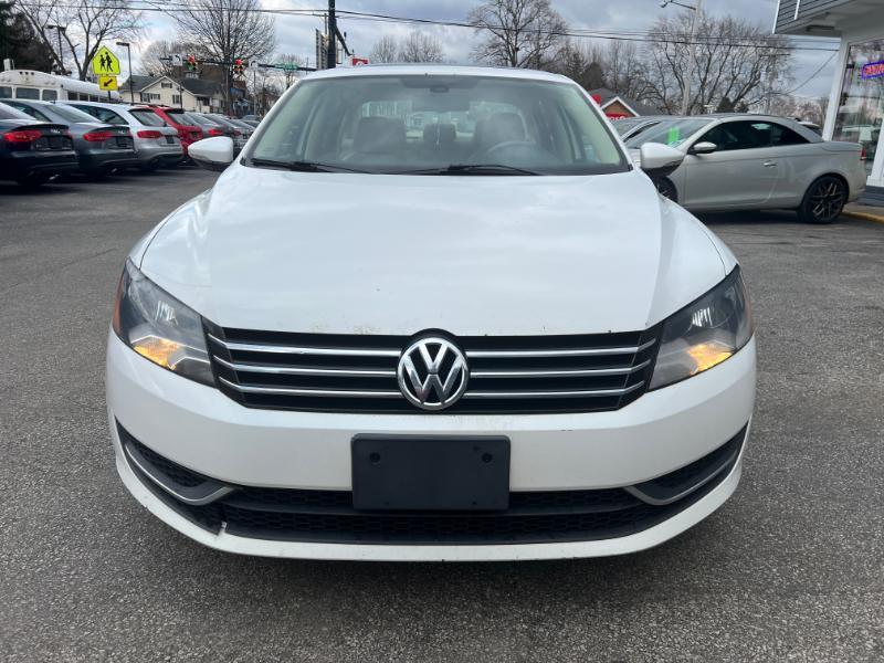 Volkswagen Passat 2.5L SE AT 2012