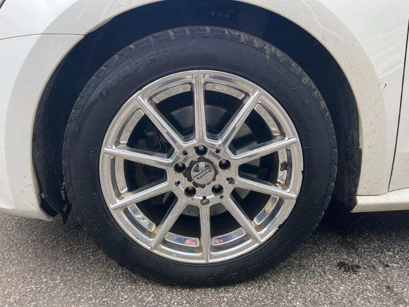 Volkswagen Passat 2.5L SE AT 2012