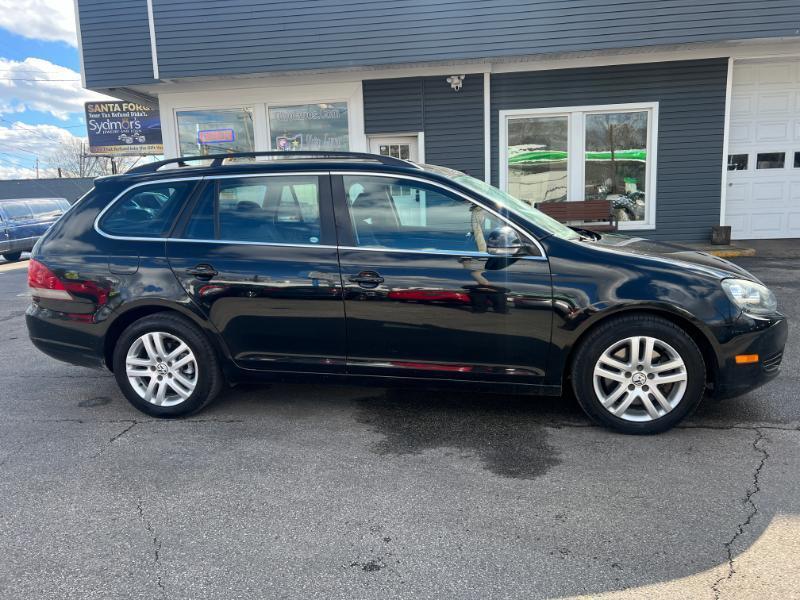 Volkswagen Jetta SportWagen 2.0L TDI 2011