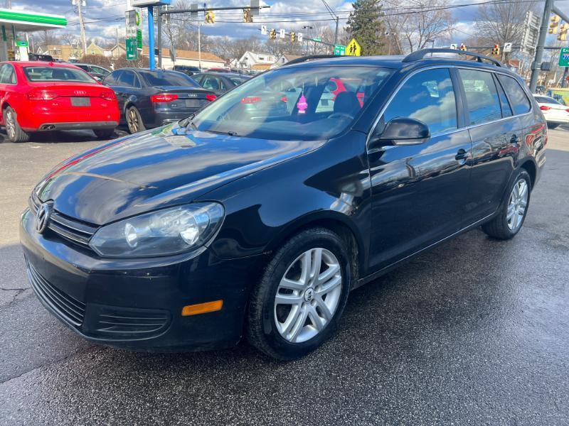 Volkswagen Jetta SportWagen 2.0L TDI 2011