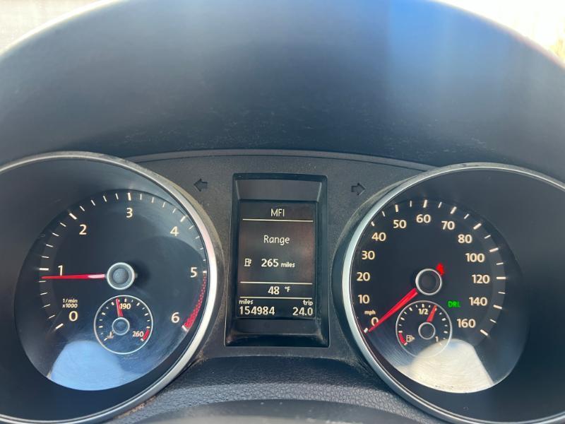 Volkswagen Jetta SportWagen 2.0L TDI 2011