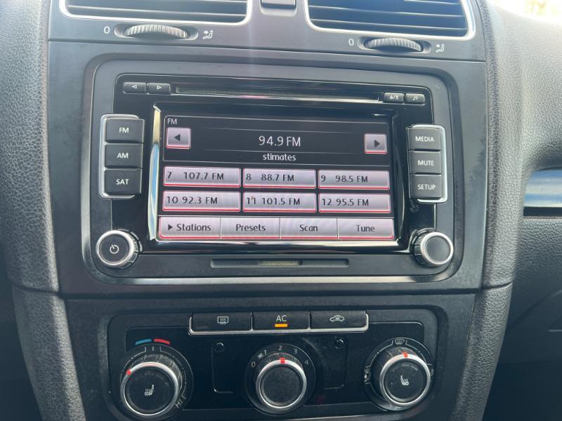 Volkswagen Jetta SportWagen 2.0L TDI 2011