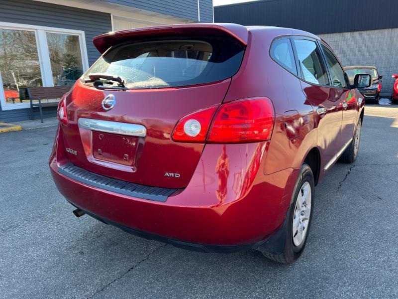Nissan Rogue S AWD 2011