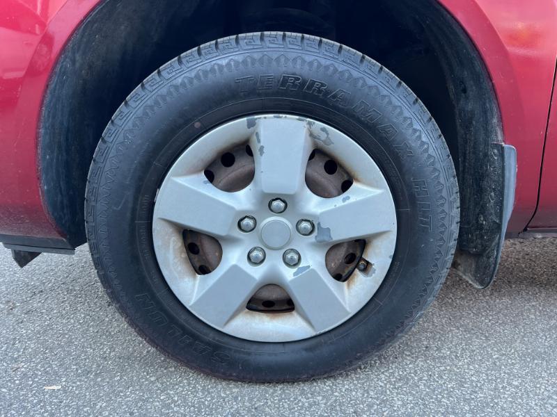 Nissan Rogue S AWD 2011