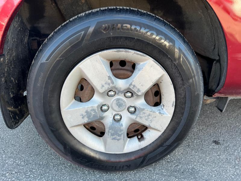 Nissan Rogue S AWD 2011