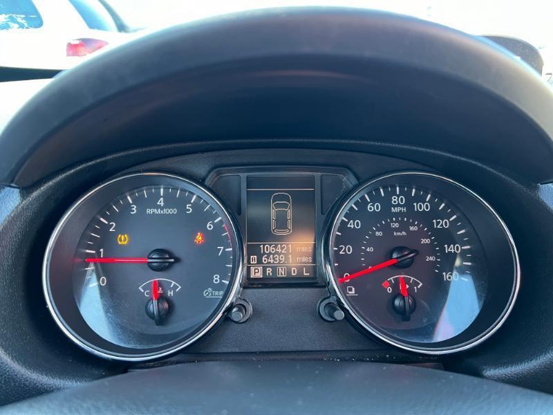 Nissan Rogue S AWD 2011