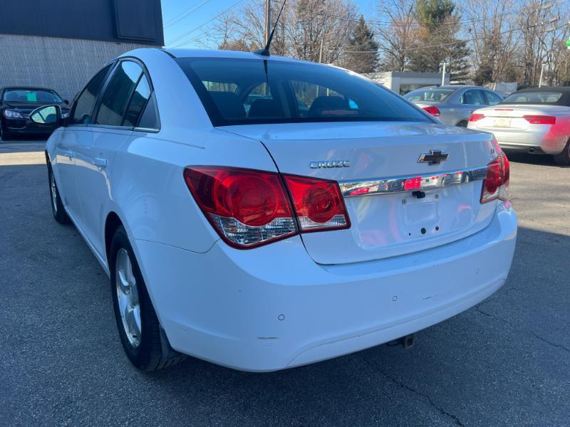 Chevrolet Cruze 1LT 2012