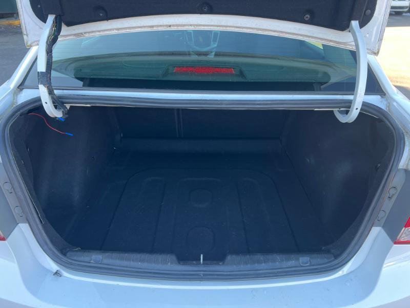 Chevrolet Cruze 1LT 2012