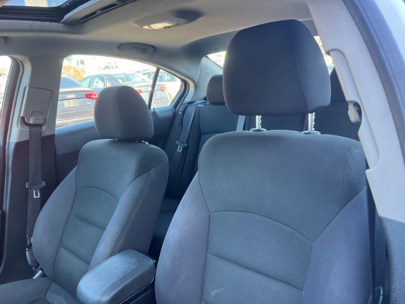 Chevrolet Cruze 1LT 2012