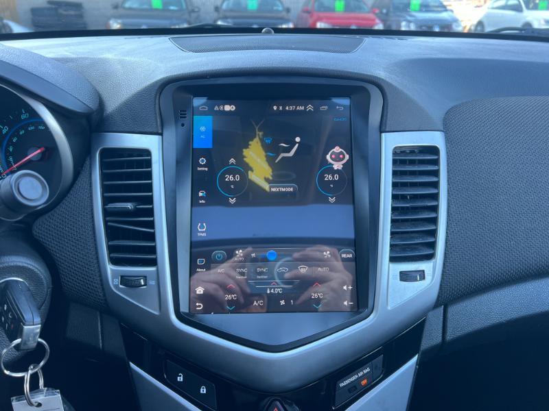 Chevrolet Cruze 1LT 2012