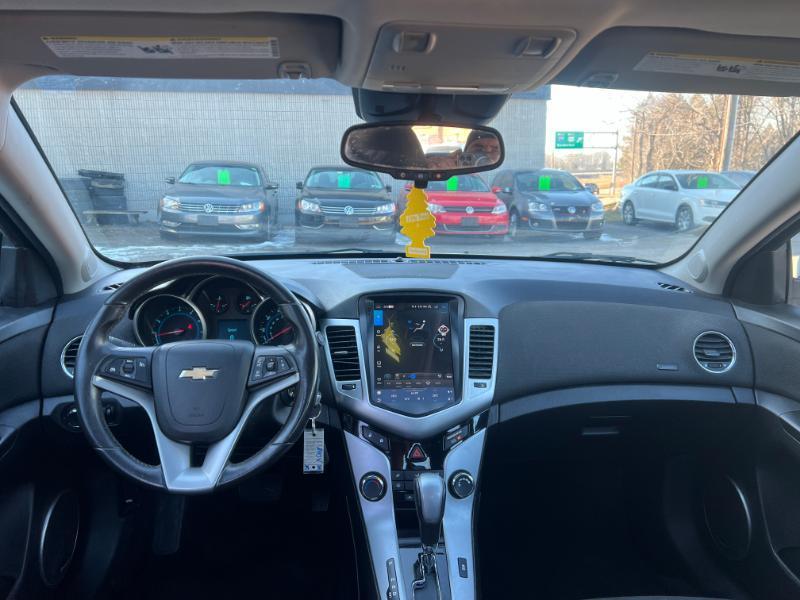 Chevrolet Cruze 1LT 2012