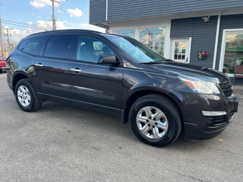 Chevrolet Traverse LS FWD w/PDC 2017