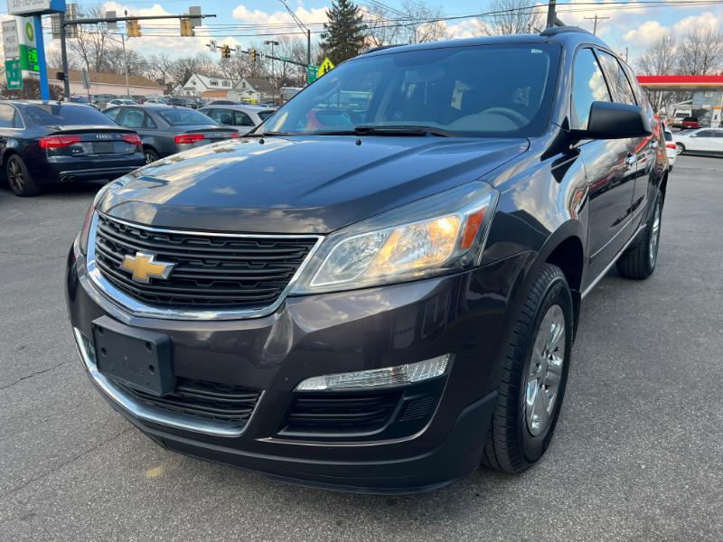 Chevrolet Traverse LS FWD w/PDC 2017