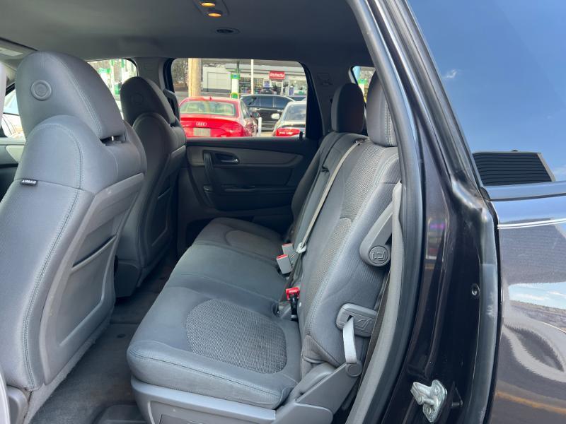 Chevrolet Traverse LS FWD w/PDC 2017