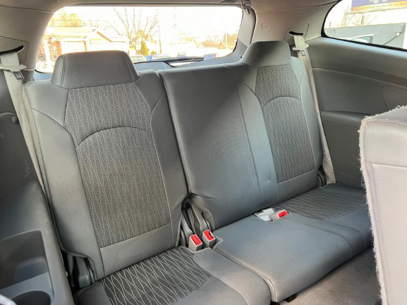 Chevrolet Traverse LS FWD w/PDC 2017