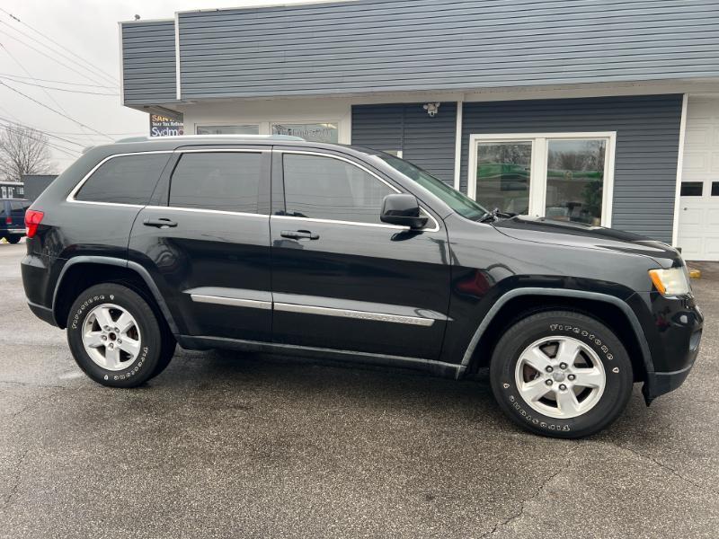 Jeep Grand Cherokee Laredo 4WD 2012