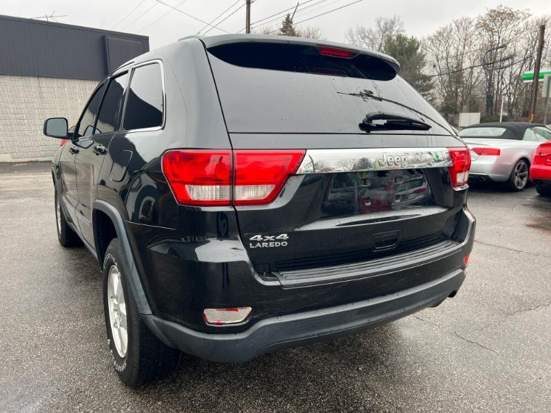 Jeep Grand Cherokee Laredo 4WD 2012