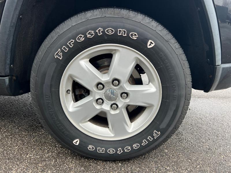 Jeep Grand Cherokee Laredo 4WD 2012